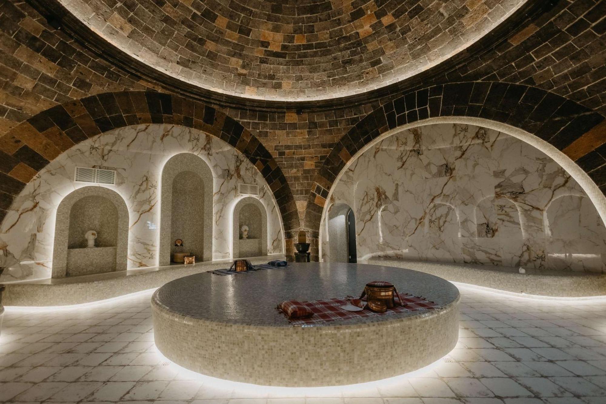 Radisson Hotel & Spa Gjoumri Kültér fotó