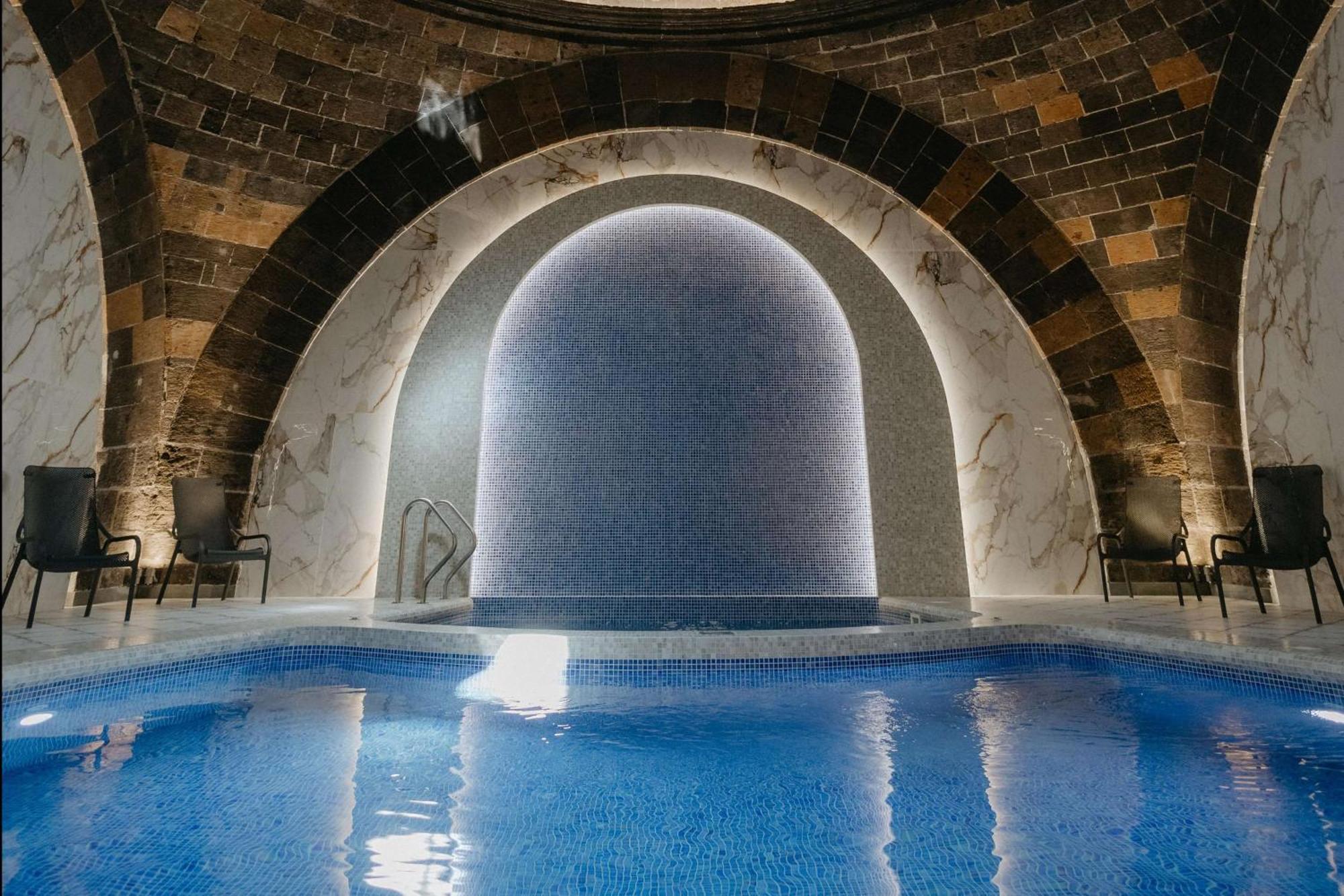 Radisson Hotel & Spa Gjoumri Kültér fotó